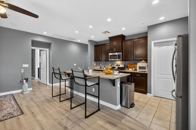 3627 Barletta Ln, Sacramento, CA 95834