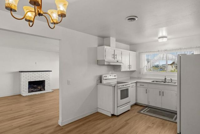 3092 Zanetta Drive, Marina, CA 93933