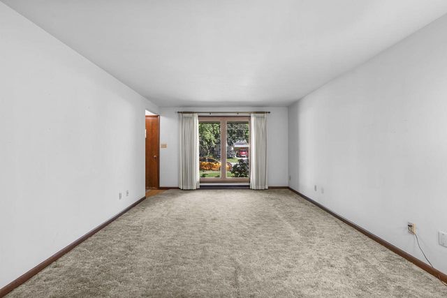121 HUDSON STREET, Green Bay, WI 54303