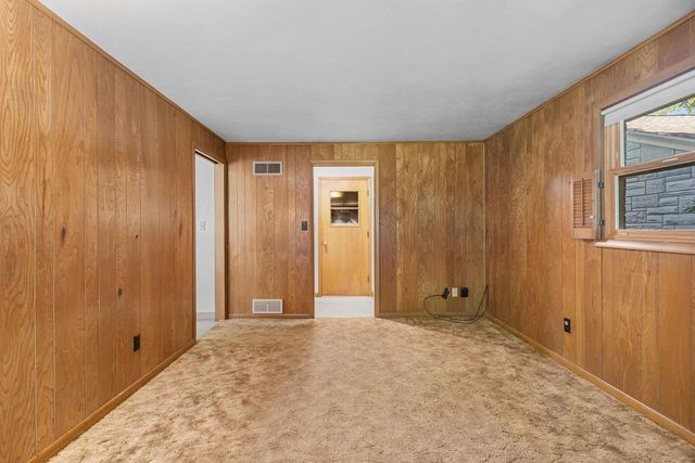 121 HUDSON STREET, Green Bay, WI 54303