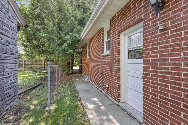 121 HUDSON STREET, Green Bay, WI 54303