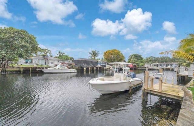 2718 Sherman Street, Hollywood, FL 33020
