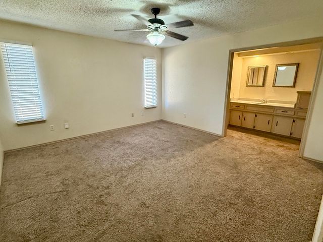 6304 Quaker Avenue, Lubbock, TX 79413