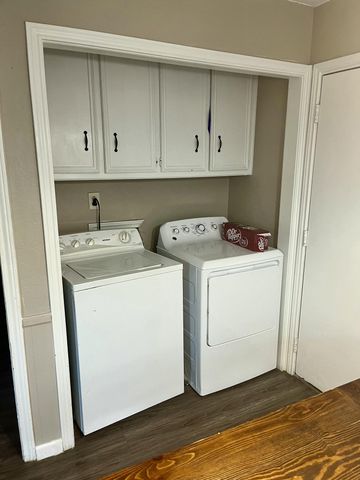 6304 Quaker Avenue, Lubbock, TX 79413