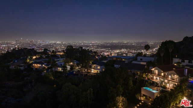 2528 Carman Crest Drive, Los Angeles, CA 90068