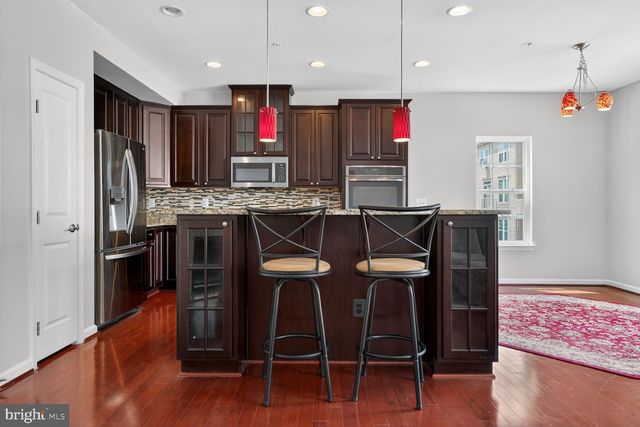 6916 KONA DR, Gainesville, VA 20155