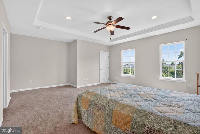 6916 KONA DR, Gainesville, VA 20155