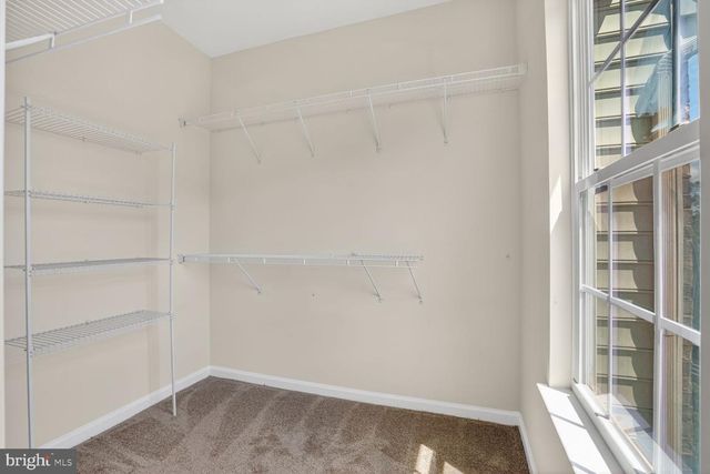 6916 KONA DR, Gainesville, VA 20155