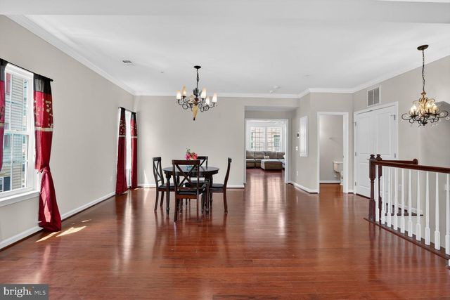 6916 KONA DR, Gainesville, VA 20155