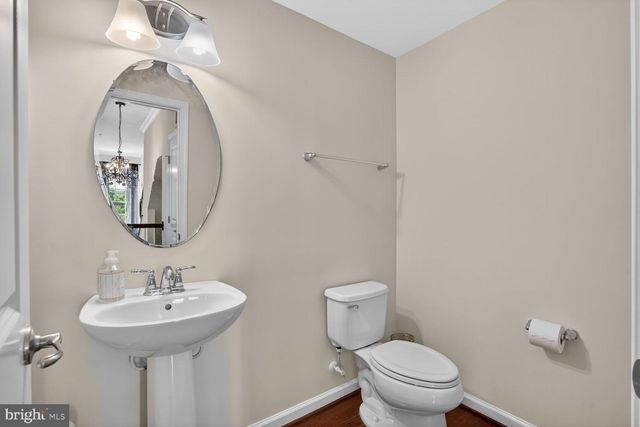 6916 KONA DR, Gainesville, VA 20155