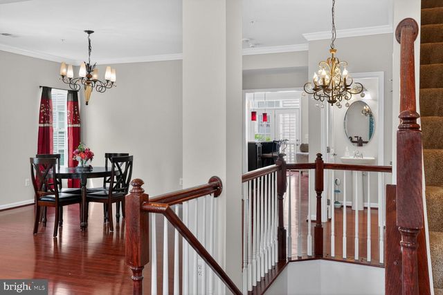 6916 KONA DR, Gainesville, VA 20155