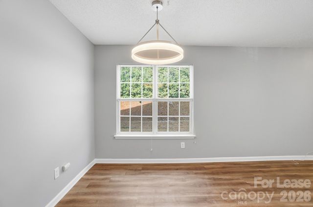 1760 Forest Side Lane, Charlotte, NC 28213