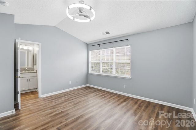 1760 Forest Side Lane, Charlotte, NC 28213