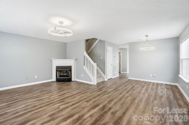 1760 Forest Side Lane, Charlotte, NC 28213