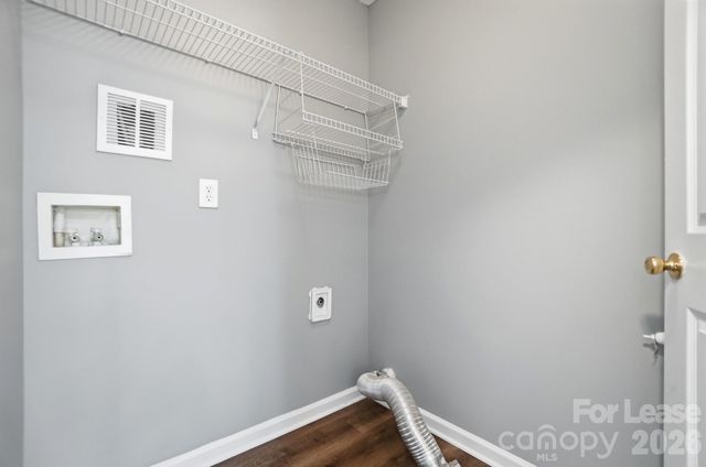 1760 Forest Side Lane, Charlotte, NC 28213