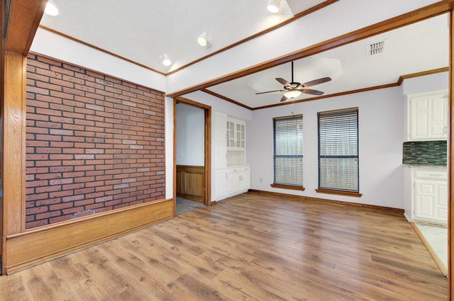 918 Green Brook Drive, Allen, TX 75002