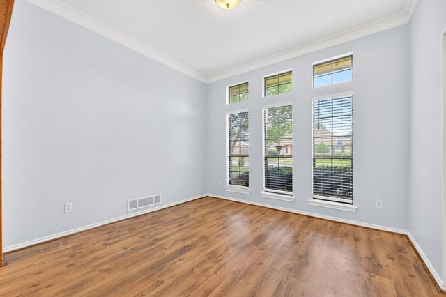 918 Green Brook Drive, Allen, TX 75002