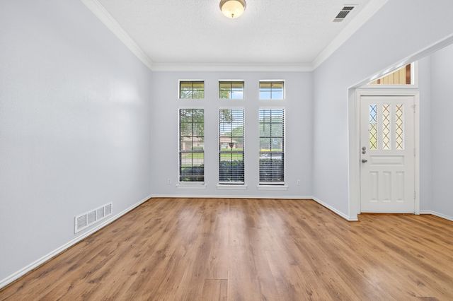 918 Green Brook Drive, Allen, TX 75002
