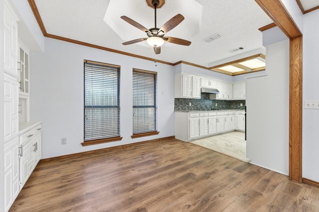 918 Green Brook Drive, Allen, TX 75002