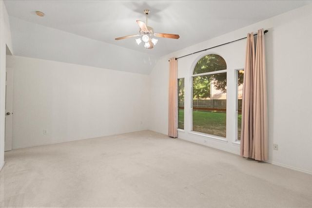 1100 Bellingham Place, Arlington, TX 76001