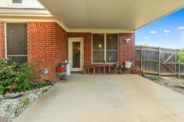 1100 Bellingham Place, Arlington, TX 76001