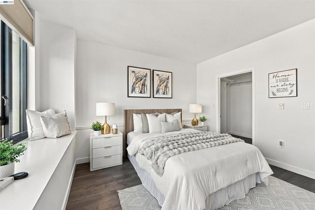 260 King Street 909, San Francisco, CA 94107