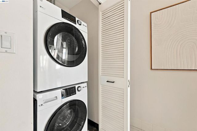 260 King Street 909, San Francisco, CA 94107