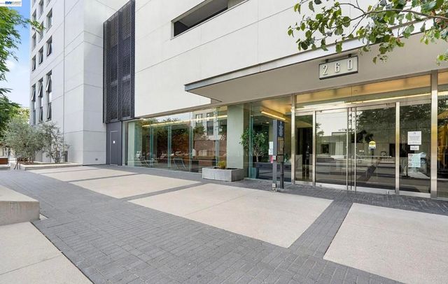 260 King Street 909, San Francisco, CA 94107