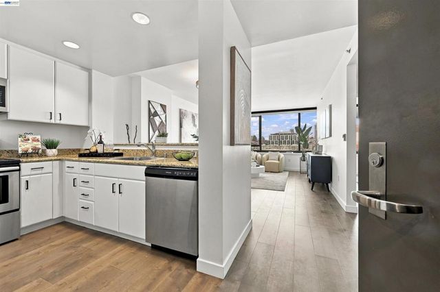 260 King Street 909, San Francisco, CA 94107