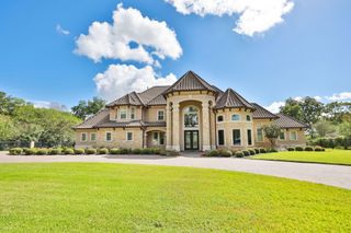 11 Westpoint Drive, Missouri City, TX 77459