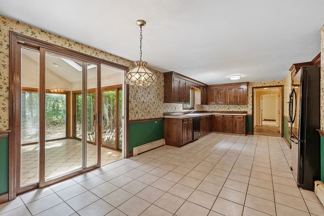 10 Tallard Road, Westford, MA 01886