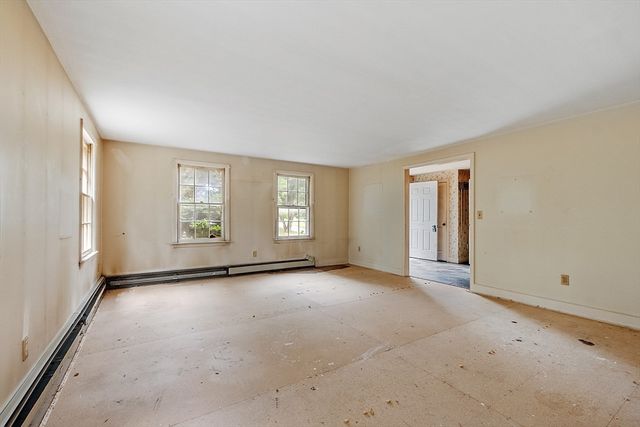 10 Tallard Road, Westford, MA 01886