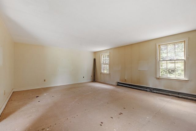 10 Tallard Road, Westford, MA 01886