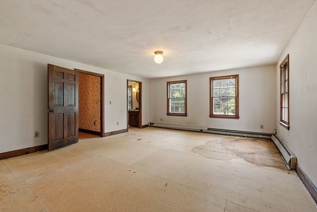 10 Tallard Road, Westford, MA 01886