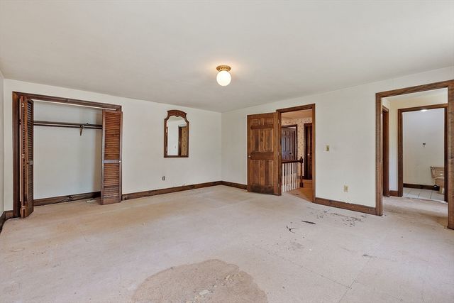 10 Tallard Road, Westford, MA 01886