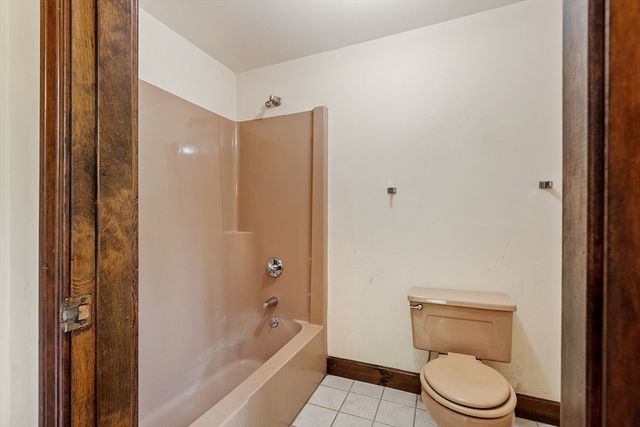 10 Tallard Road, Westford, MA 01886