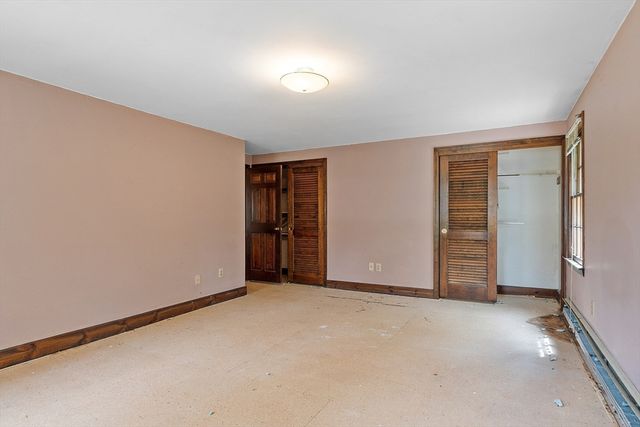 10 Tallard Road, Westford, MA 01886