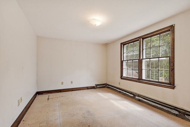 10 Tallard Road, Westford, MA 01886