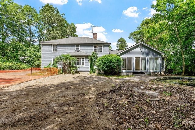 10 Tallard Road, Westford, MA 01886