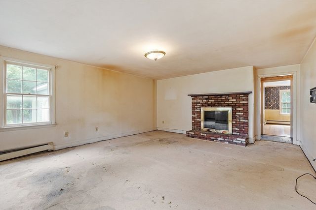 10 Tallard Road, Westford, MA 01886