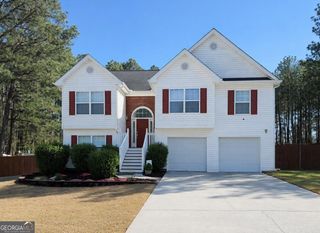1339 Sierra Ridge Place SE, Loganville, GA 30052