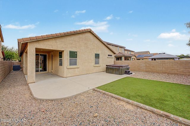 11394 E Squash Blossom Loop, Tucson, AZ 85747