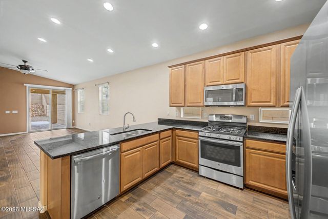 11394 E Squash Blossom Loop, Tucson, AZ 85747