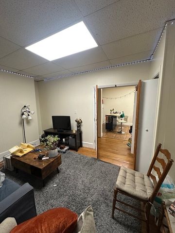 11 Aberdeen 2, Boston, MA 02215