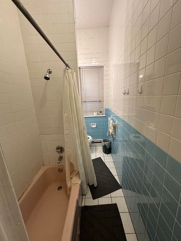 11 Aberdeen 2, Boston, MA 02215