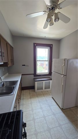 540 Brinton Ave, Trafford, PA 15085