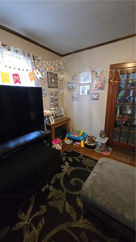 540 Brinton Ave, Trafford, PA 15085