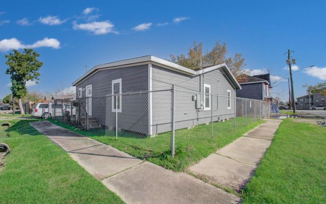 3802 Ranch Street, Houston, TX 77026