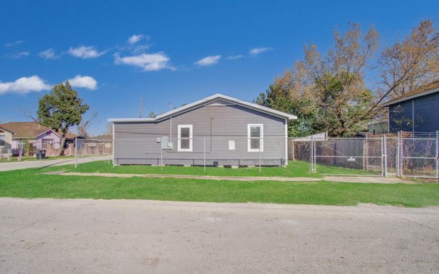 3802 Ranch Street, Houston, TX 77026