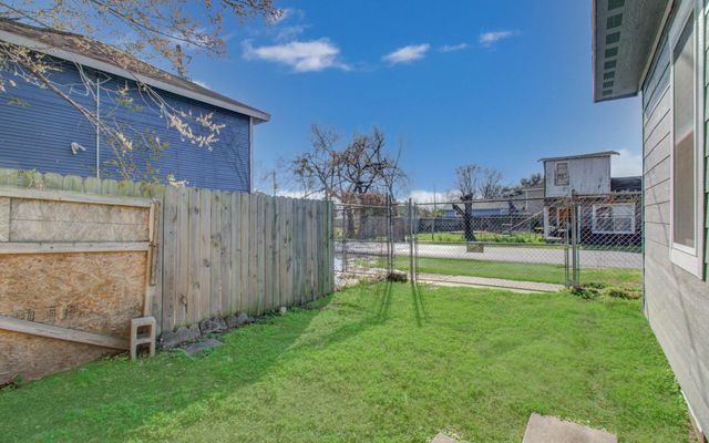 3802 Ranch Street, Houston, TX 77026